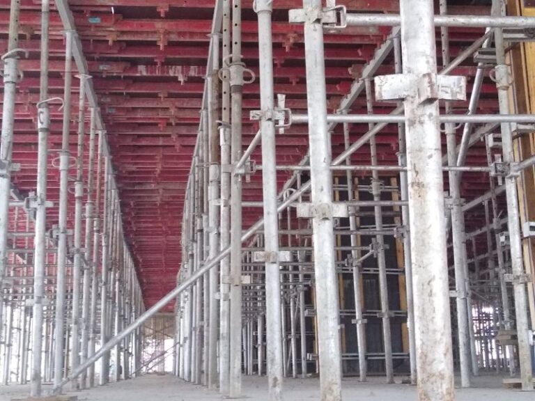 Escora Metálica Ajustável