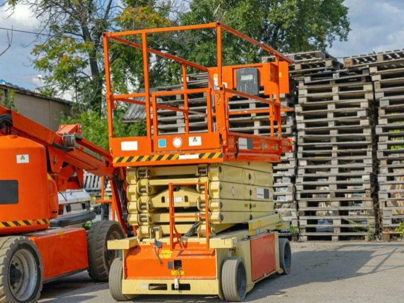 como operar plataforma tesoura para evitar acidentes