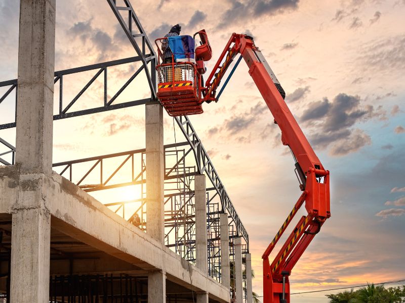 plataforma elevatória elétrica articulada